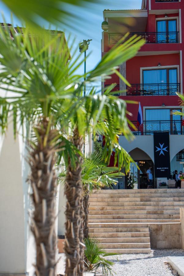 Alchemist Residence Von Goldenburg Belashtitsa エクステリア 写真