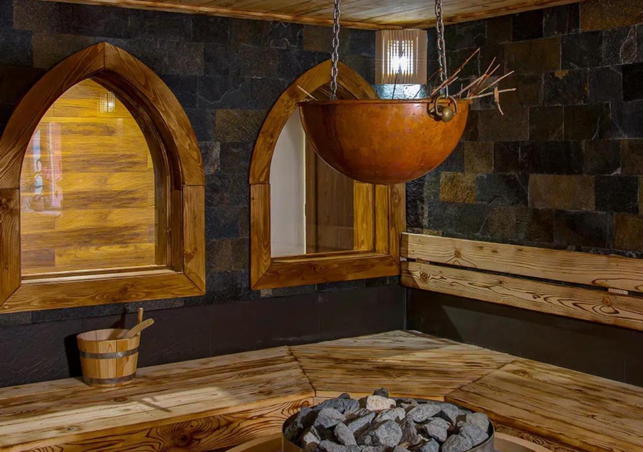 Alchemist Residence Von Goldenburg Belashtitsa エクステリア 写真